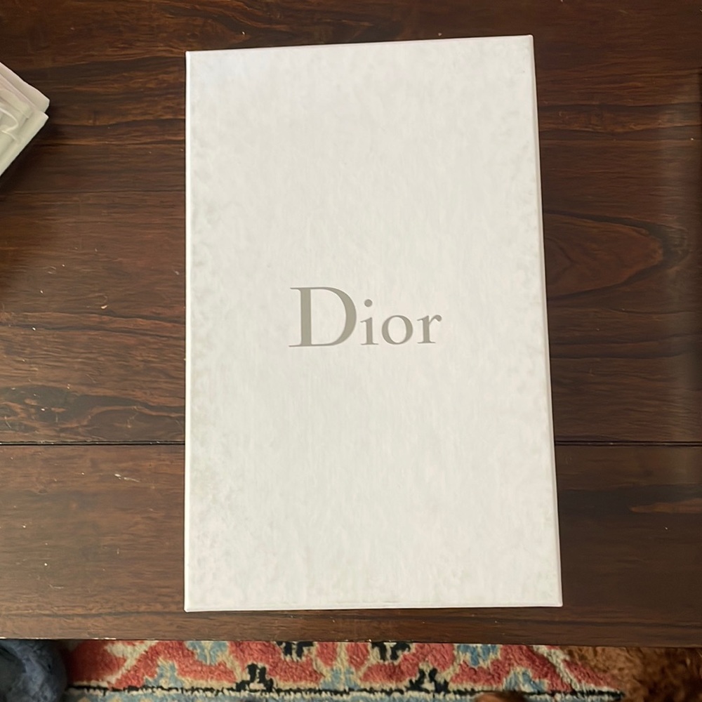 Dior shoe box